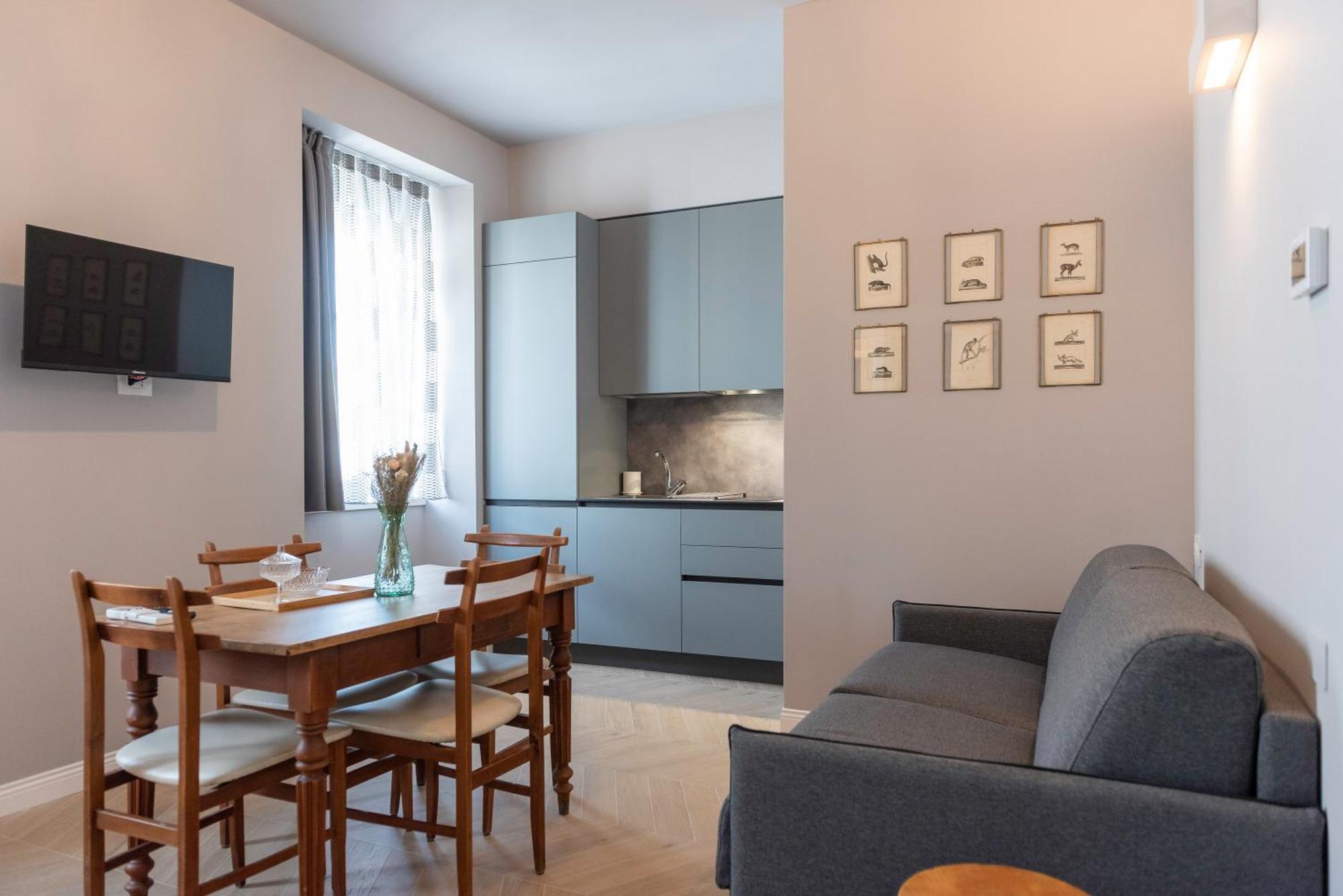 Regina Boutique Suites Трієст Екстер'єр фото