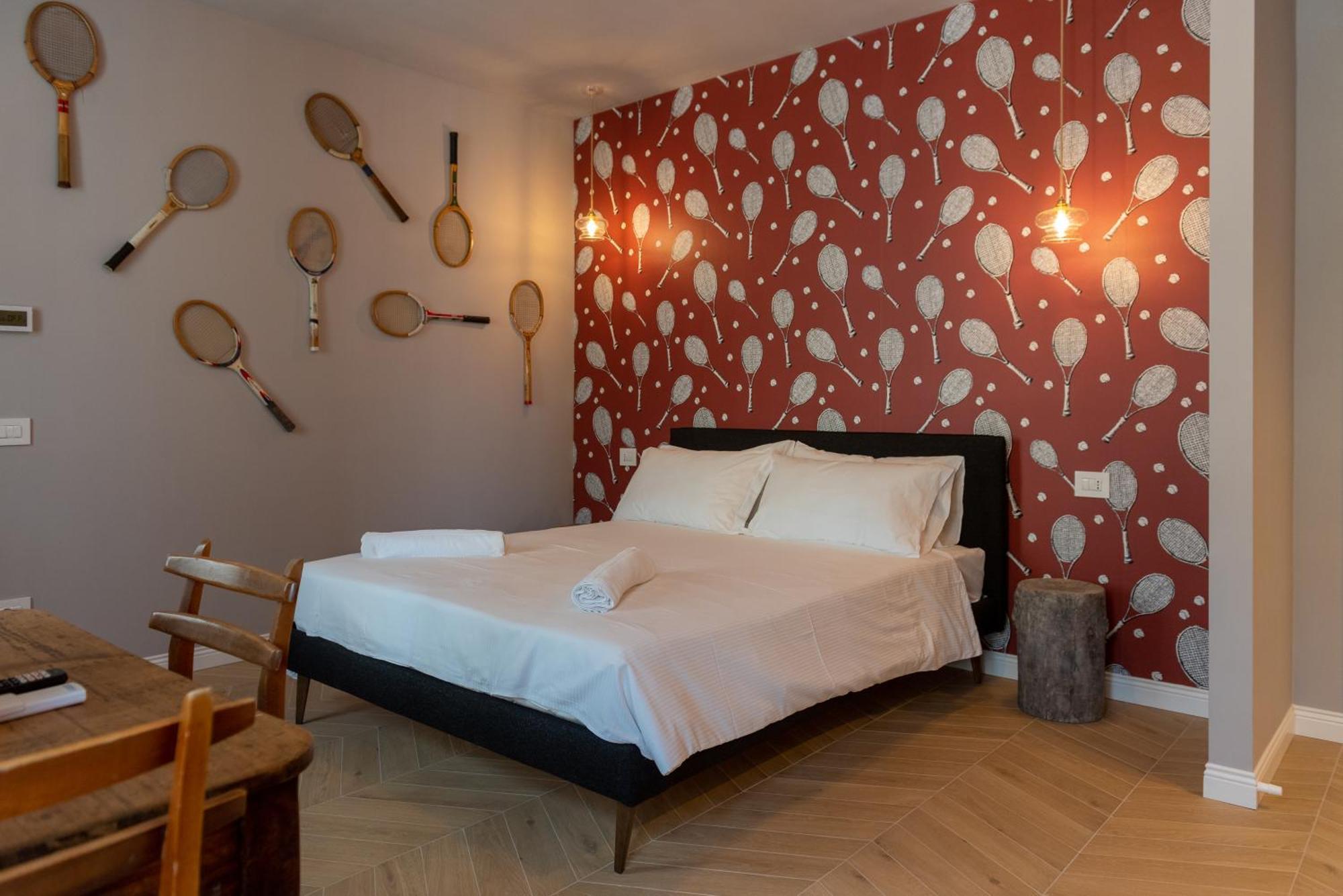 Regina Boutique Suites Трієст Екстер'єр фото