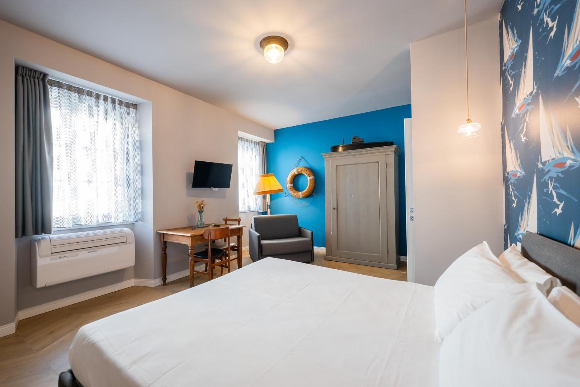 Regina Boutique Suites Трієст Екстер'єр фото
